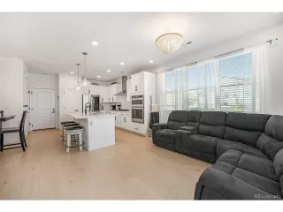 Photo #4: 8224423 Listing 