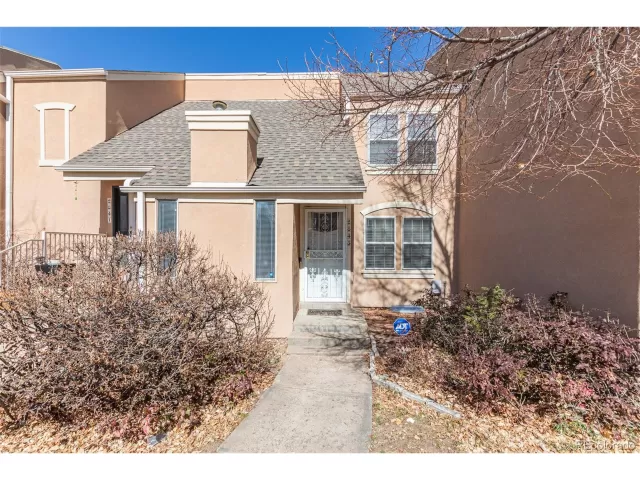 MLS: 8224471 Condo For Sale