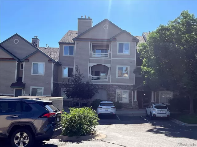 MLS: 8225373 Condo For Sale