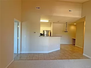 Photo #5: 8225373 Listing