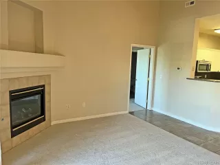 Photo #6: 8225373 Listing