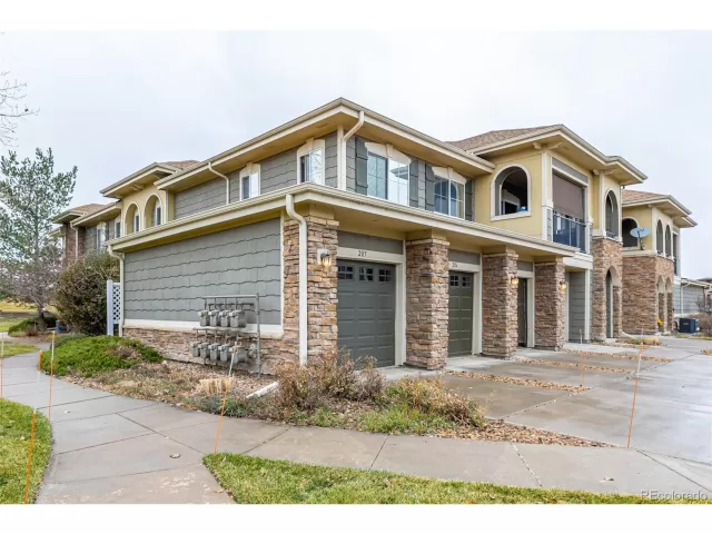 MLS: 8225487 Condo For Sale