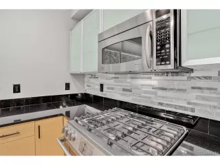 Photo #2: 8227587 Listing