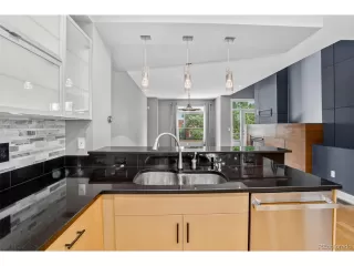 Photo #4: 8227587 Listing