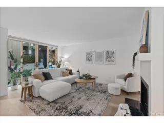 Photo #6: 8228044 Listing