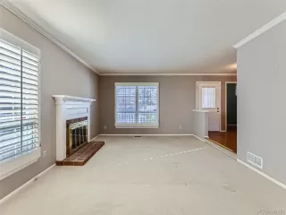 Photo #6: 8229452 Listing