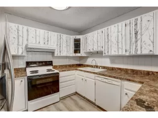 Photo #4: 8236577 Listing