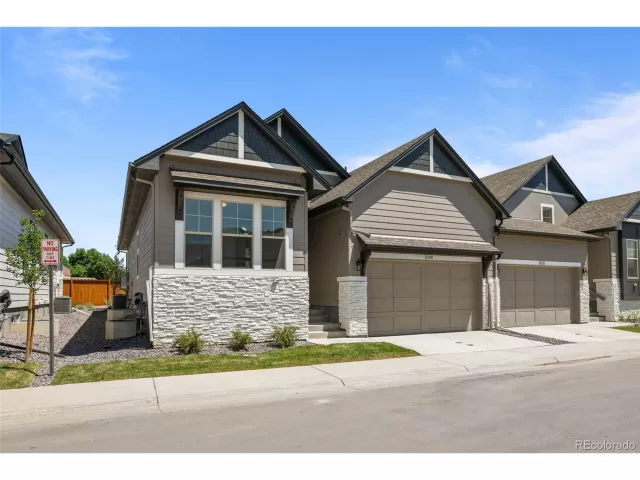 MLS: 8236936 Condo For Sale