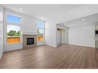 Photo #4: 8236936 Listing