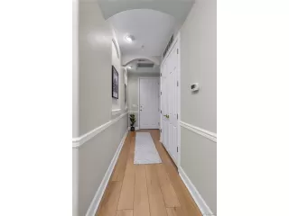 Photo #5: 8237325 Listing 