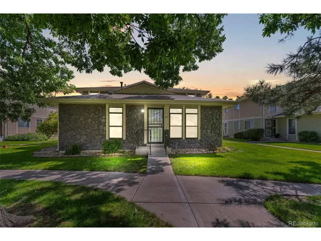 MLS: 8237705 Condo For Sale