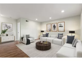 Photo #5: 8237705 Listing