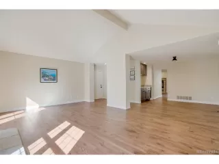 Photo #4: 8238760 Listing