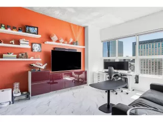 Photo #3: 8241252 Listing