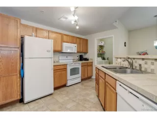 Photo #5: 8241563 Listing