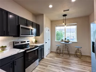 Photo #4: 8241688 Listing 