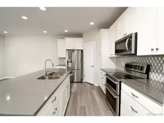 Photo #6: 8242484 Listing 