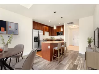 Photo #4: 8242812 Listing