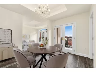 Photo #6: 8242812 Listing