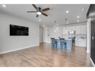 Photo #6: 8242931 Listing 