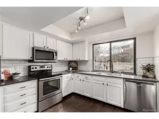 Photo #3: 8243089 Listing
