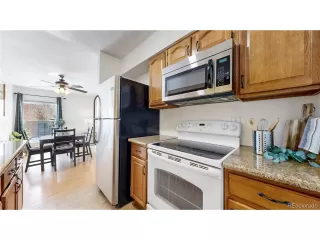 Photo #4: 8243236 Listing 