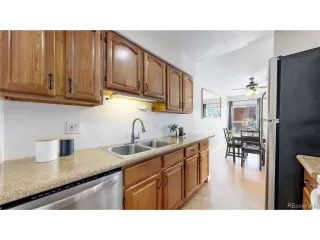 Photo #5: 8243236 Listing 