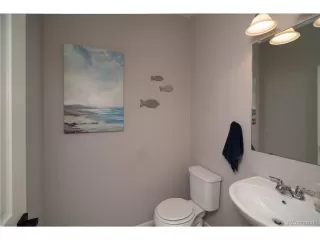 Photo #5: 8243845 Listing 