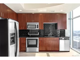 Photo #5: 8245888 Listing 