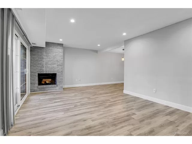 MLS: 8246543 Condo For Sale