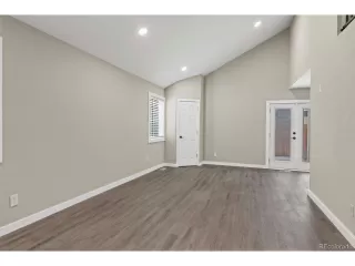 Photo #3: 8247188 Listing