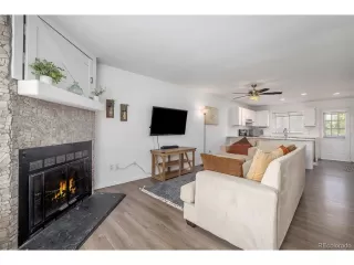 Photo #4: 8248871 Listing