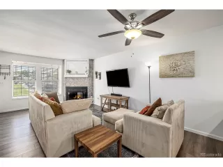 Photo #5: 8248871 Listing