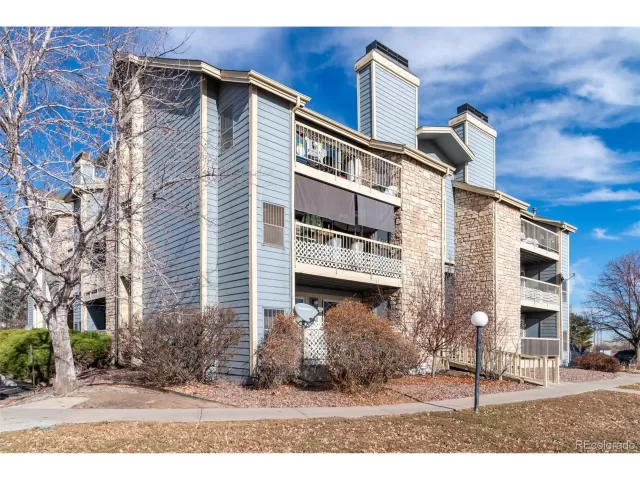 MLS: 8250649 Condo For Sale