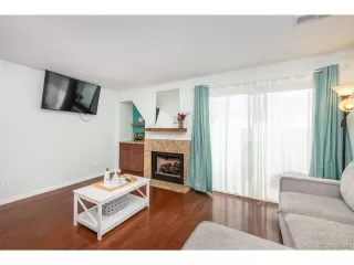 Photo #4: 8250649 Listing