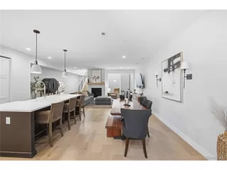 Photo #6: 8252066 Listing