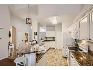 Photo #6: 8256938 Listing 