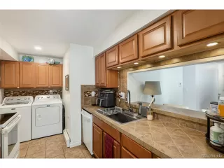 Photo #5: 8257704 Listing 