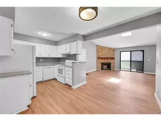 Photo #5: 8258056 Listing 