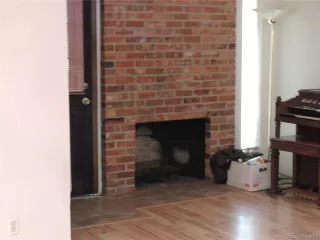 Photo #4: 8259796 Listing