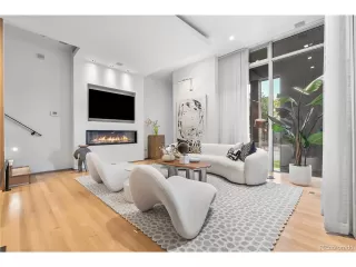 Photo #6: 8260001 Listing