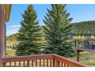 Photo #2: 8260441 Listing