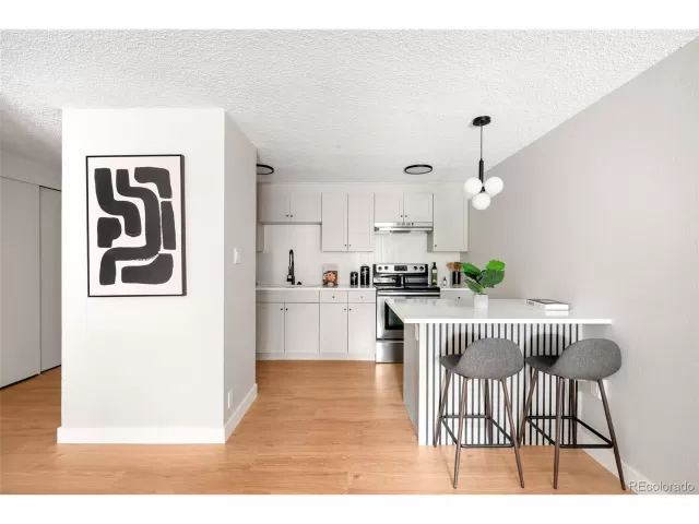 MLS: 8260574 Condo For Sale