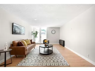 Photo #6: 8260574 Listing