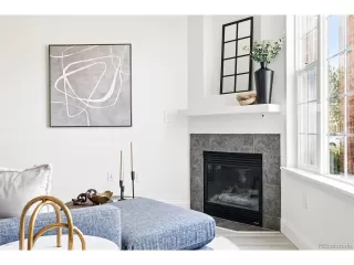 Photo #5: 8261113 Listing