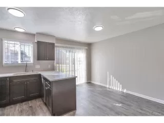 Photo #4: 8264309 Listing