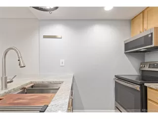 Photo #3: 8265113 Listing 