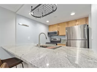 Photo #5: 8265113 Listing 