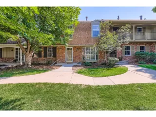More Details about MLS # 8266361 : 9021 E AMHERST DR E DENVER CO 80231