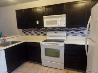 Photo #3: 8266616 Listing